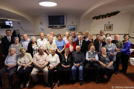 Slavnostna podelitev priznanj in cvetja briljantnim, bisernim in zlatim parom (39)